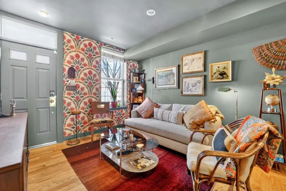 Baltimore's Coolest Airbnb Stays Are All in Walkable Neighbourhoods