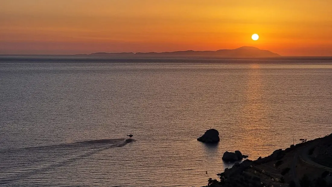 Chios airport to shut for four months this winter as runway upgrade speeds up