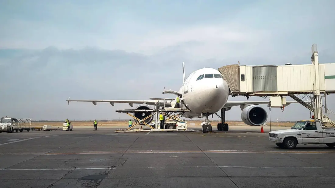 US Threatens to Ground Iranian Airlines Worldwide via Secondary Sanctions