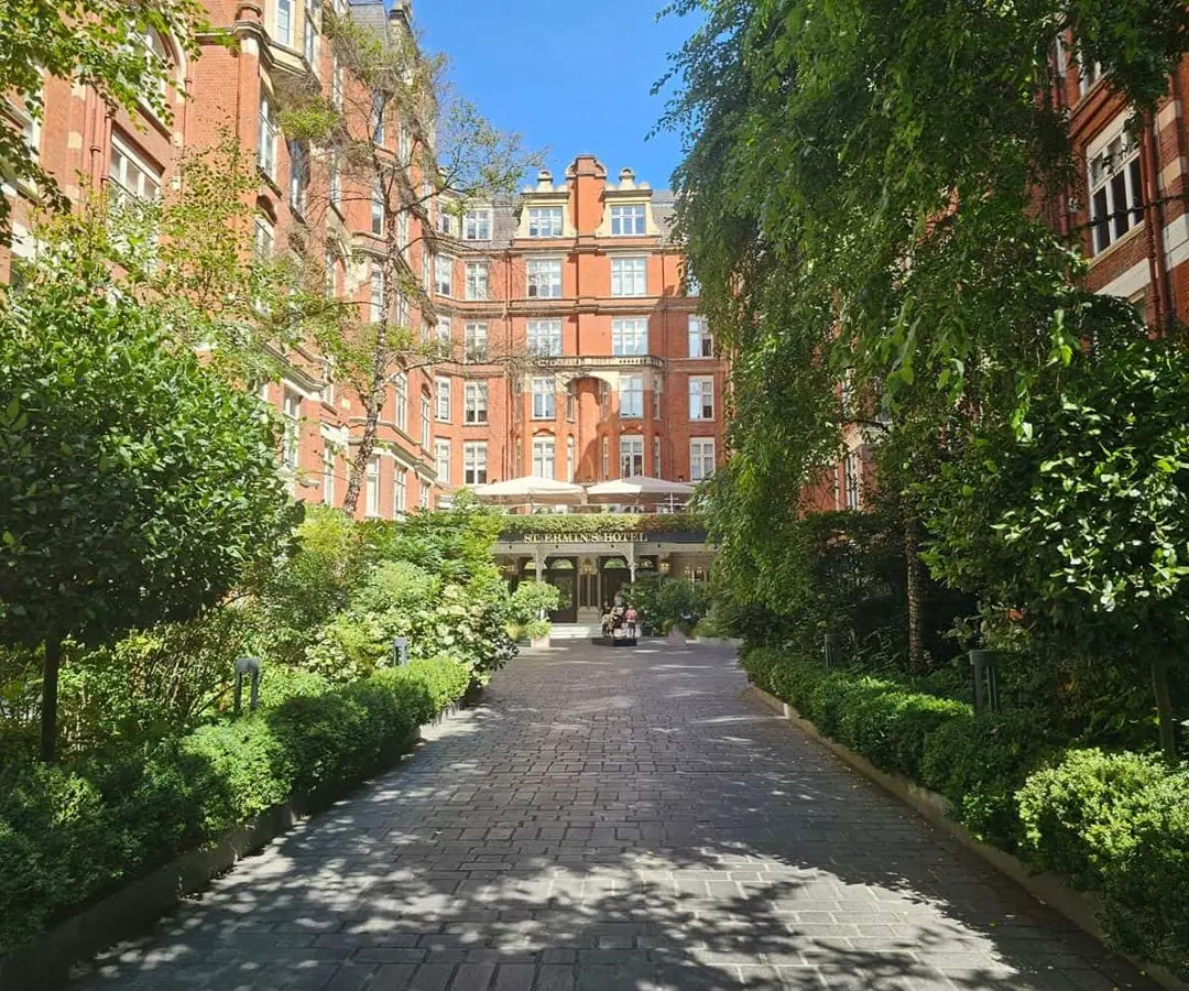 St. Ermin's: the Westminster hotel where Britain's spies once drank