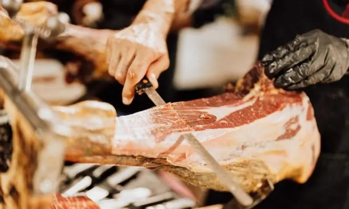 Tinjan wants 300 pršut slicers in one place — and a Guinness World Record to match