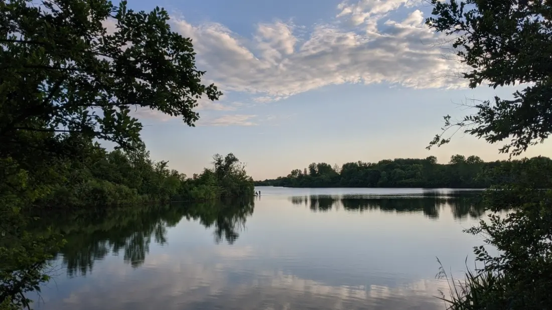 River Bend Forest Preserve: The Illinois Lake Escape Hiding Between Peoria and Indianapolis