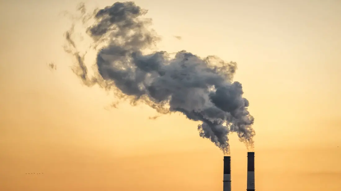 Nine US Cities Where the Air Is a Travel Problem — and What to Do About It
