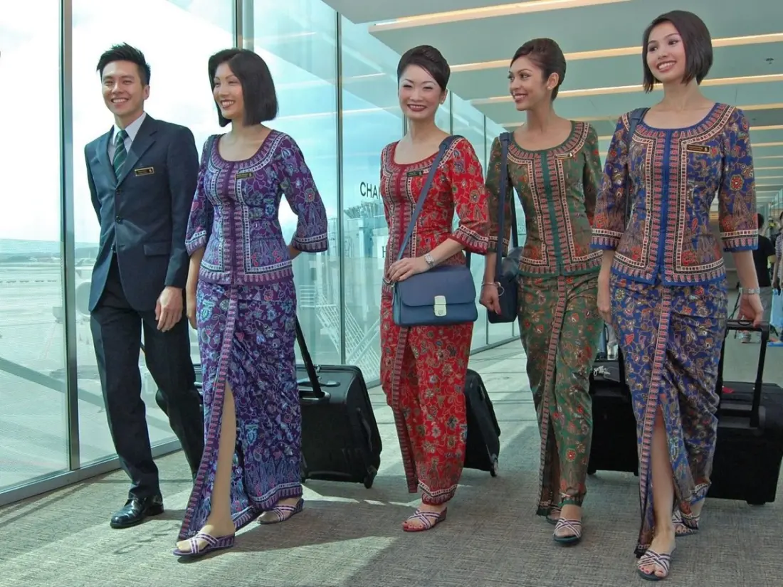Singapore Airlines Swaps Iconic Cabin Crew Sandals for Cushioned Wedges