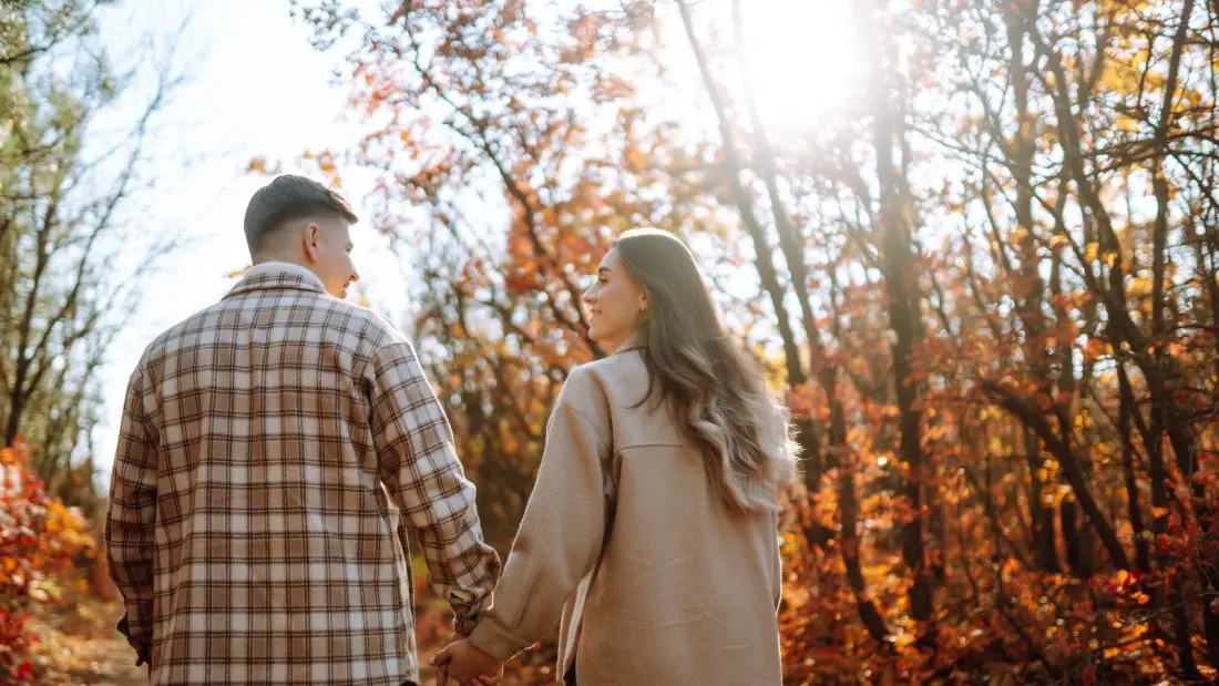 Calgary date nights for autumn: mystery rooms, mosaic lamps and an outdoor spa