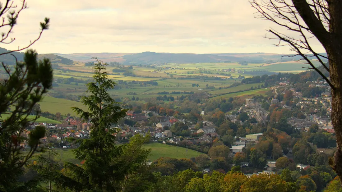 Rothbury: The Northumberland Market Town That Pairs Pub Dinners With Park Hikes
