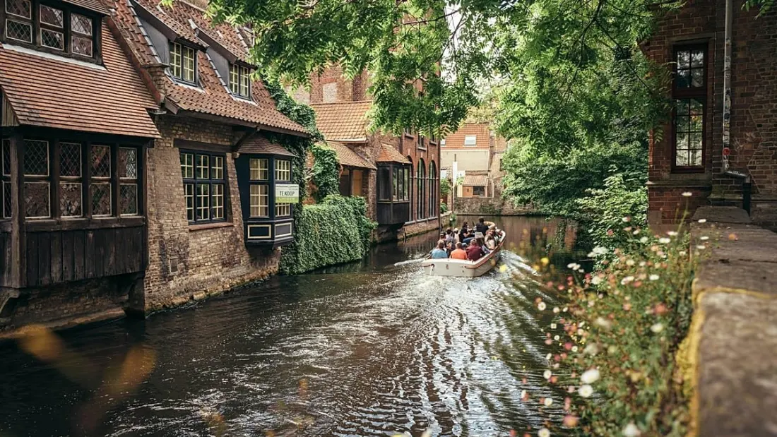 Bruges tops the ranking of Europe's cosiest autumn cities