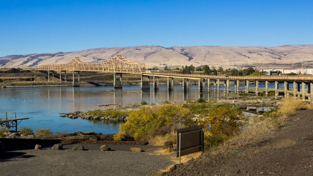 Dallas, Oregon: The Low-Key Willamette Valley Town With Wineries, Wild Birds and a 35-Acre City Park