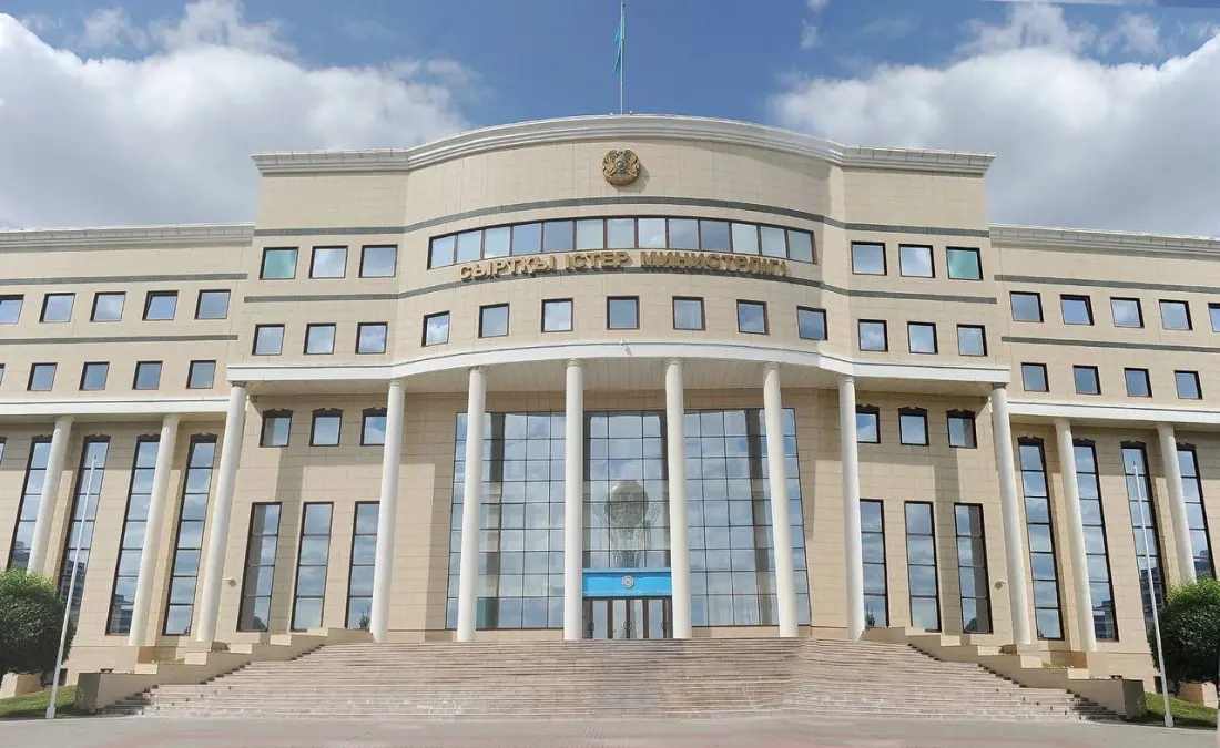 Kazakhstan Issues Travel Advisory for Saudi Arabia After Houthi Attacks Hit Civilian Infrastructure