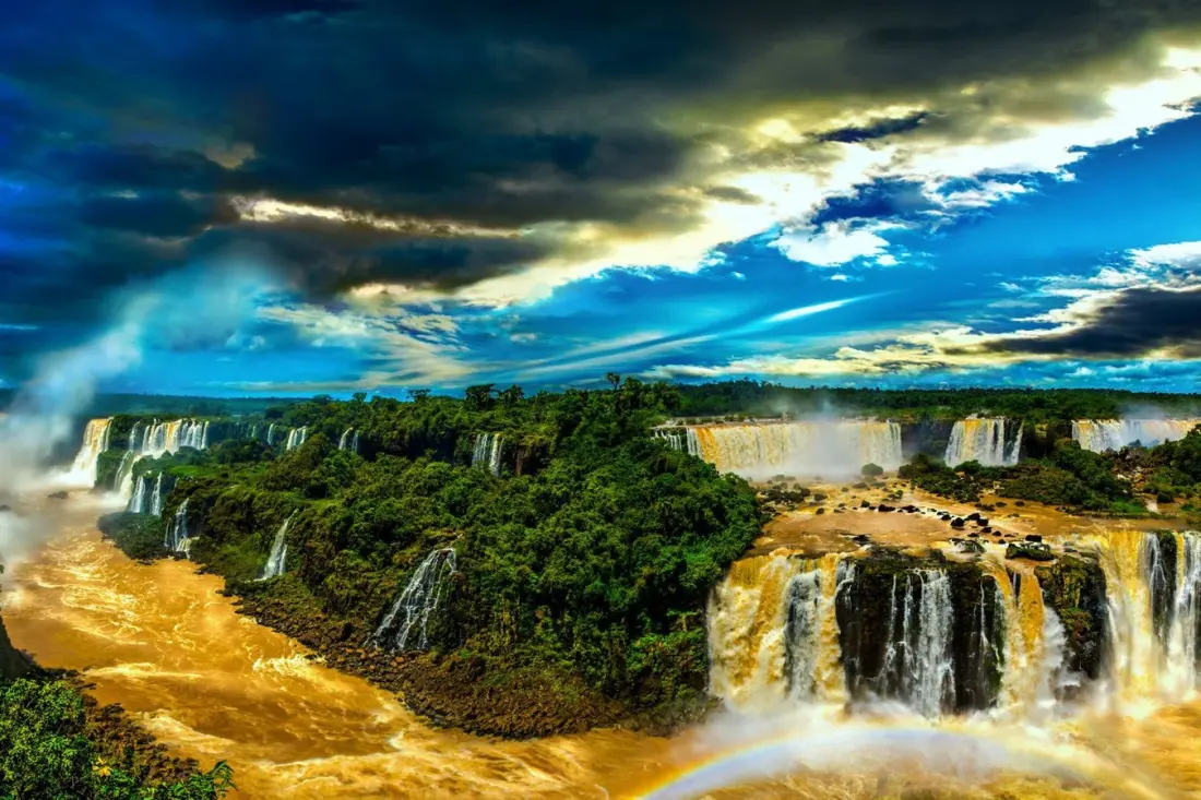 Iguazu Falls Closes Key Walkways as River Hits Nearly Eight Times Its Normal Flow
