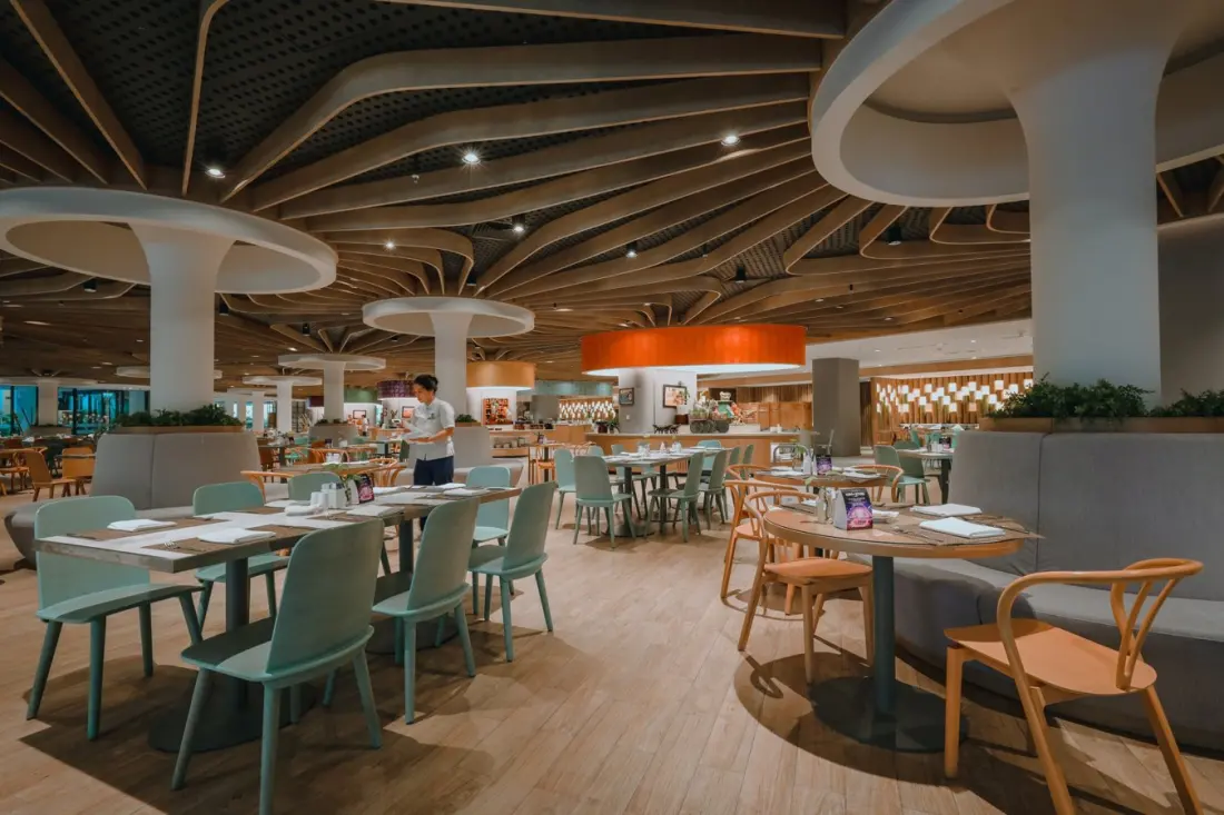 Eating Well Before a Long-Haul Flight: A Practical Airport Food Game Plan