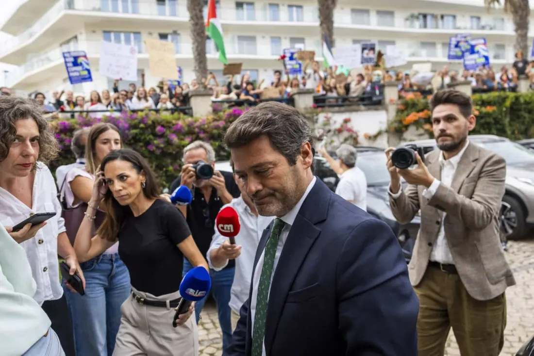 Ericeira locals march against far-right summit held at their surf town hotel