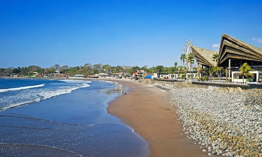 La Libertad: El Salvador's Working Beach Town Where Surf Meets Seafood