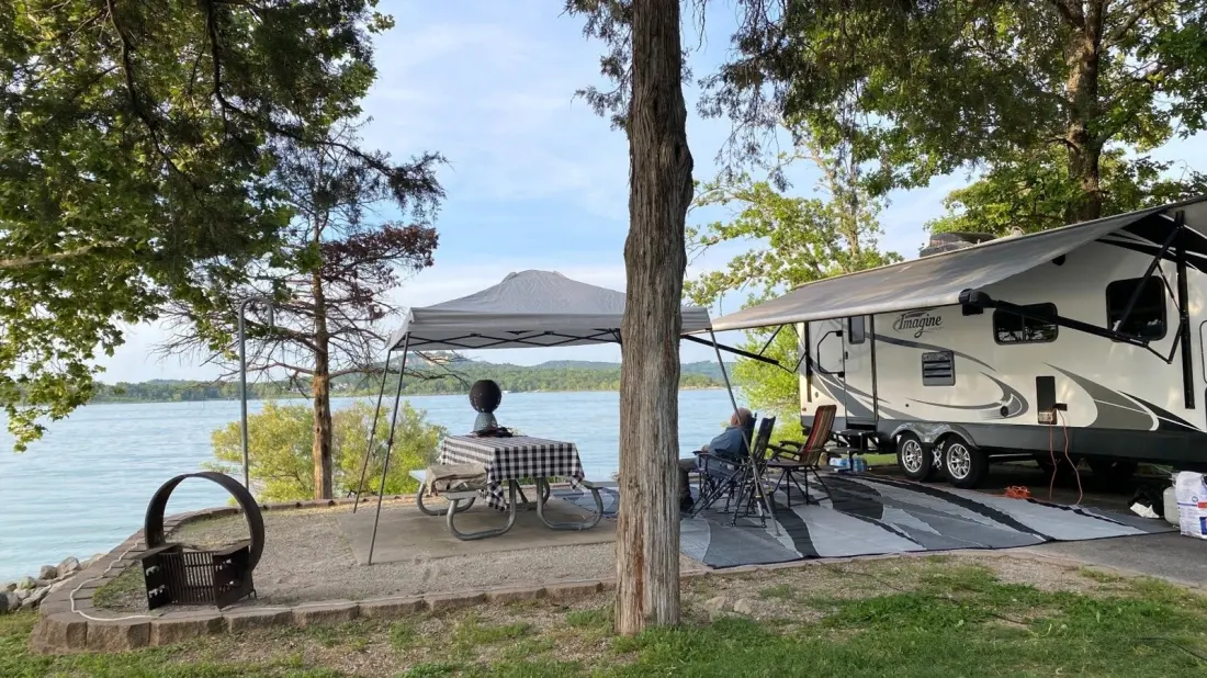 Old Highway 86 Campground: The $25-a-Night Lake Base Near Branson With a Beach and Boat Ramp