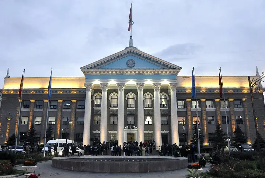 Bishkek clears out: 77 illegal buildings demolished in a single week