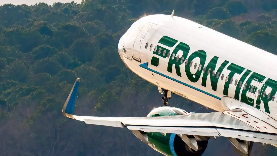 Viral Video of Frontier Attendant Filling Bottles From Galley Tap Raises an Old Question: How Safe Is Aircraft Water?