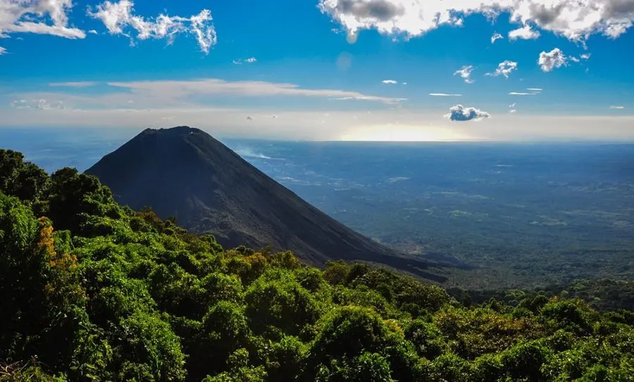Why El Salvador Is Called the Land of Volcanoes — and Which Ones to Hike