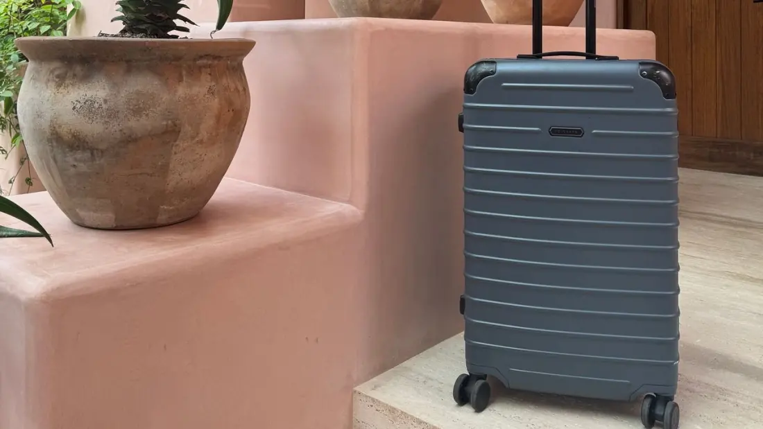Solgaard Luggage: How to Stack the Savings Right Now