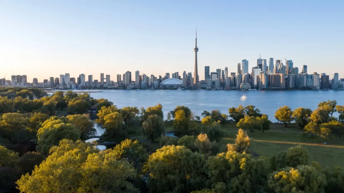 Toronto's Wild Side: Hiking, Paddling and Biking Canada's Biggest City