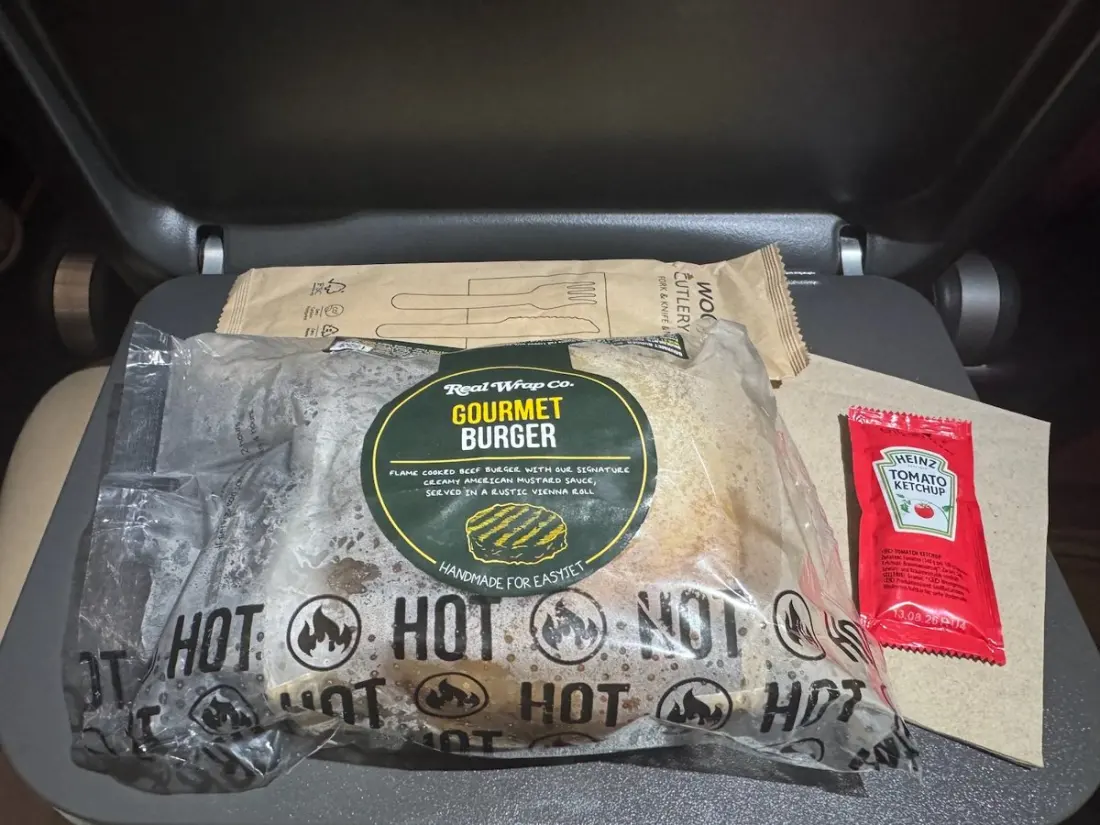 What easyJet's Gourmet Burger Actually Tastes Like at 35,000 Feet