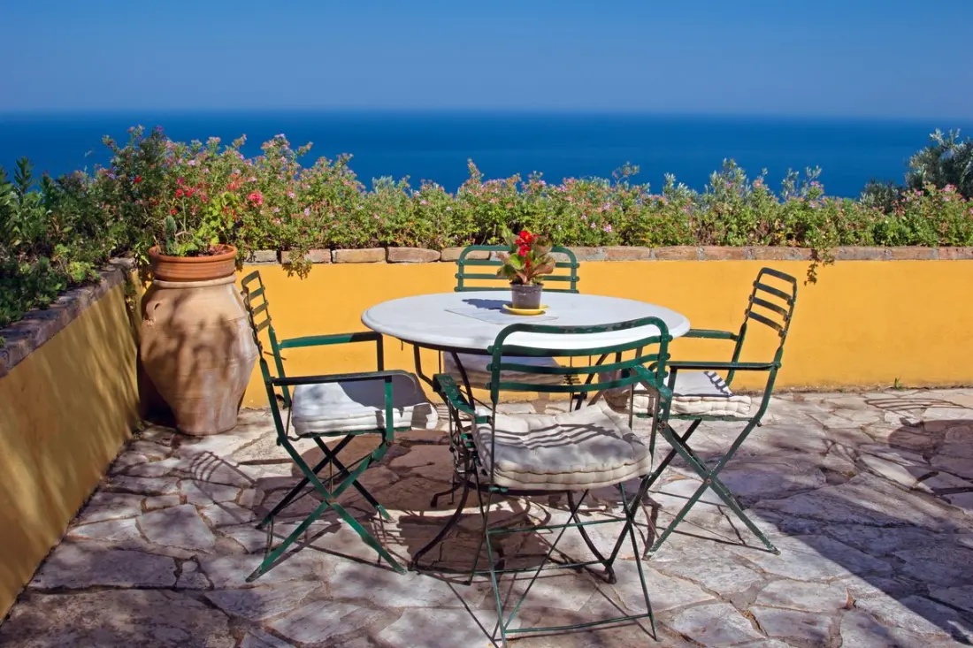Thinking of Overwintering in Mexico? The Paperwork Checklist Snowbirds Can't Skip