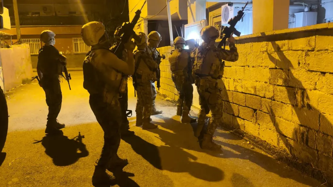 Coordinated Anti-Terror Raids Across 10 Turkish Cities End With 39 Detentions