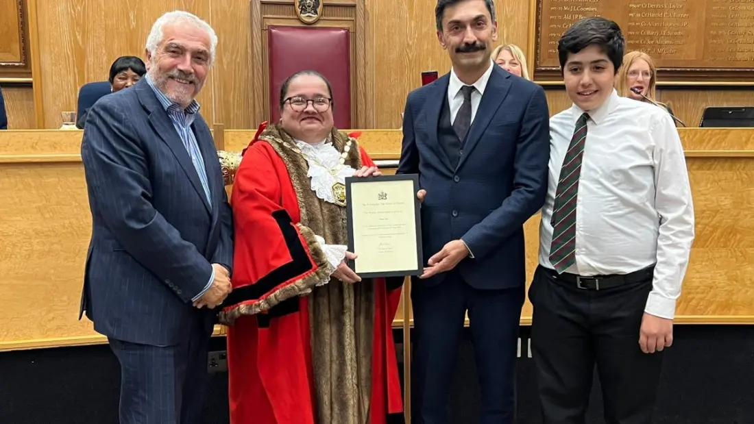 Wimbledon restaurant manager Onur Inci honoured for pulling girl from motorcycle's path