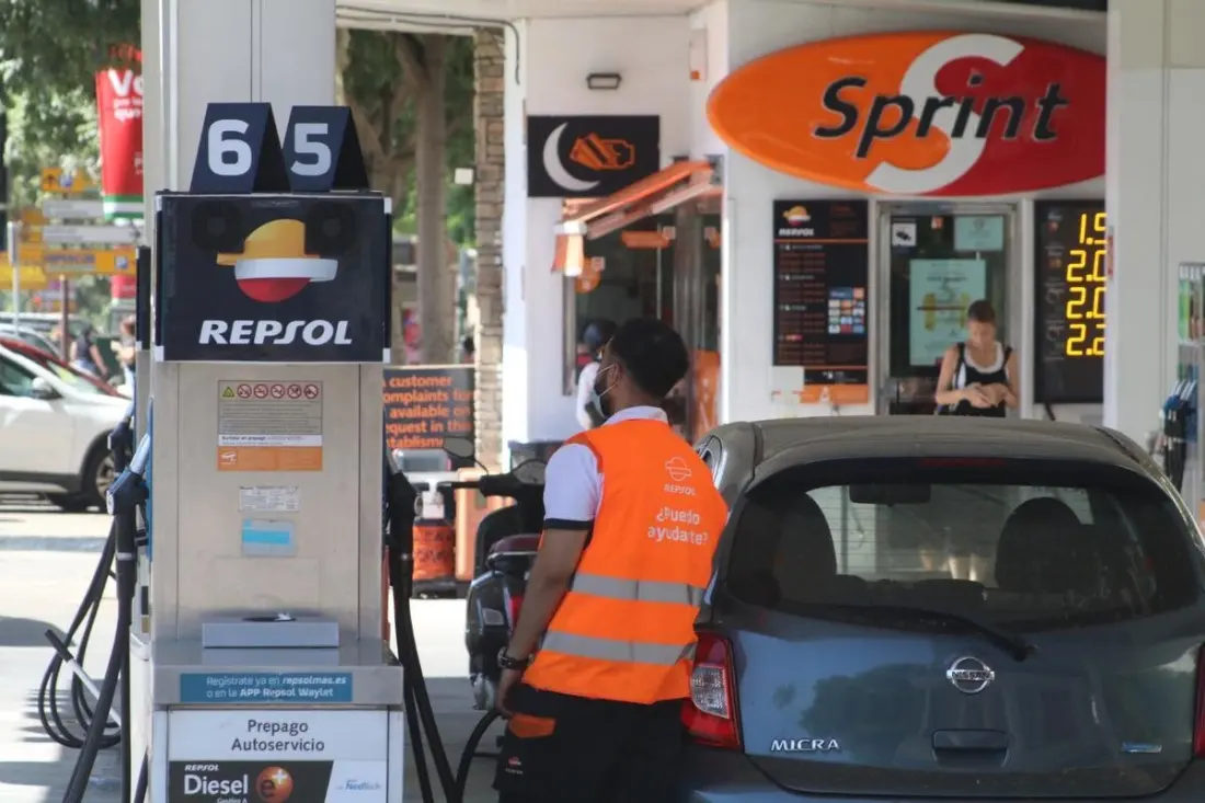 Spain's inflation sticks at 4.9% — and package holidays are part of the story
