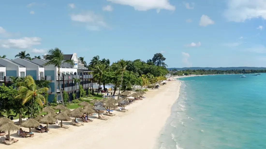 Sandals Negril Puts Seven Mile Beach — and Zero Planning — in One All-Inclusive Stay
