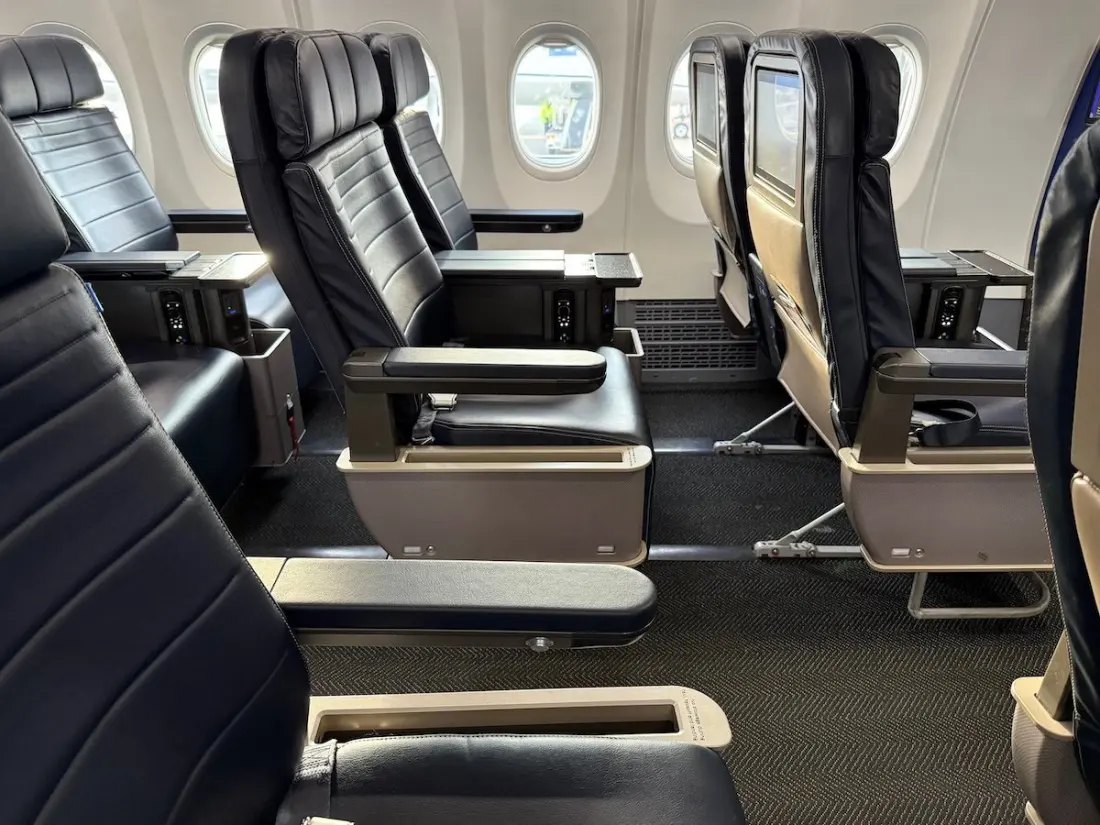 United's New "Basic" First Class Fares Strip Out the Perks That Justified the Price