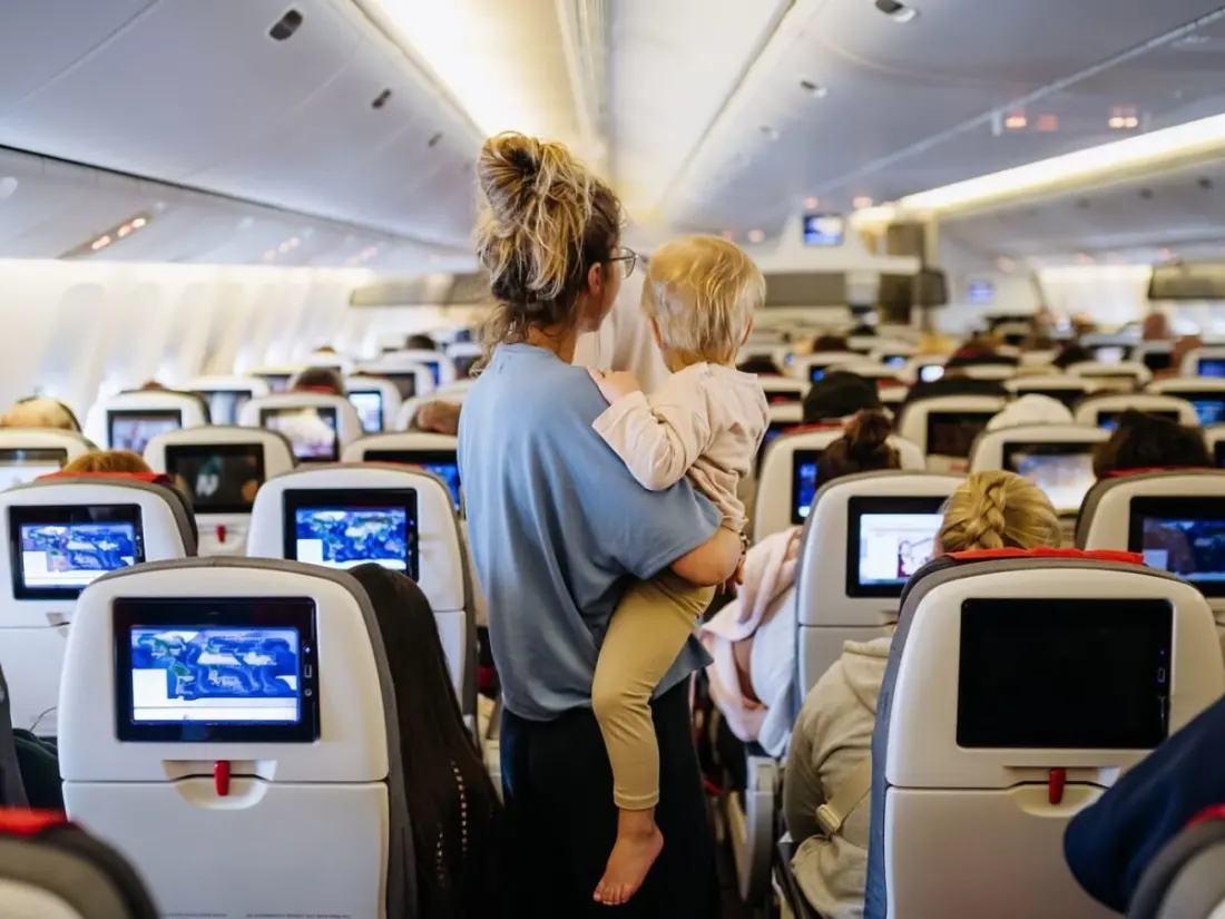Want a Quieter, Cheaper Holiday Flight? Timing Is Everything, Say Fare-Tracking Pros
