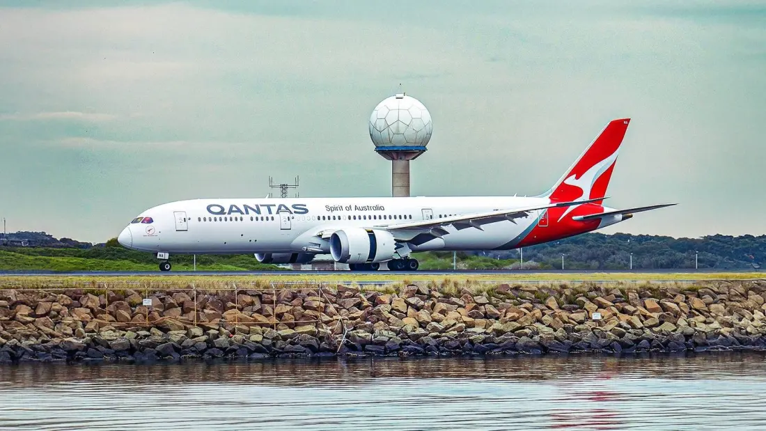 Qantas Drops Nonstop Perth–London Flights Via Singapore Stop — Here's What It Means for Travellers
