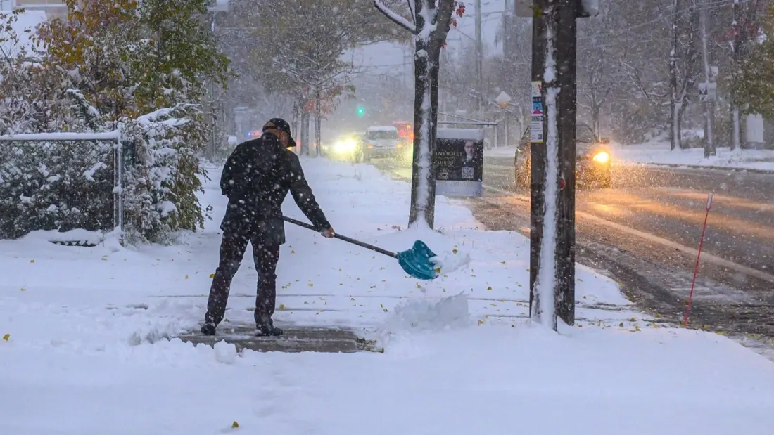 Ontario's First Snow Could Land Earlier Than You Think — But El Niño May Have the Last Laugh