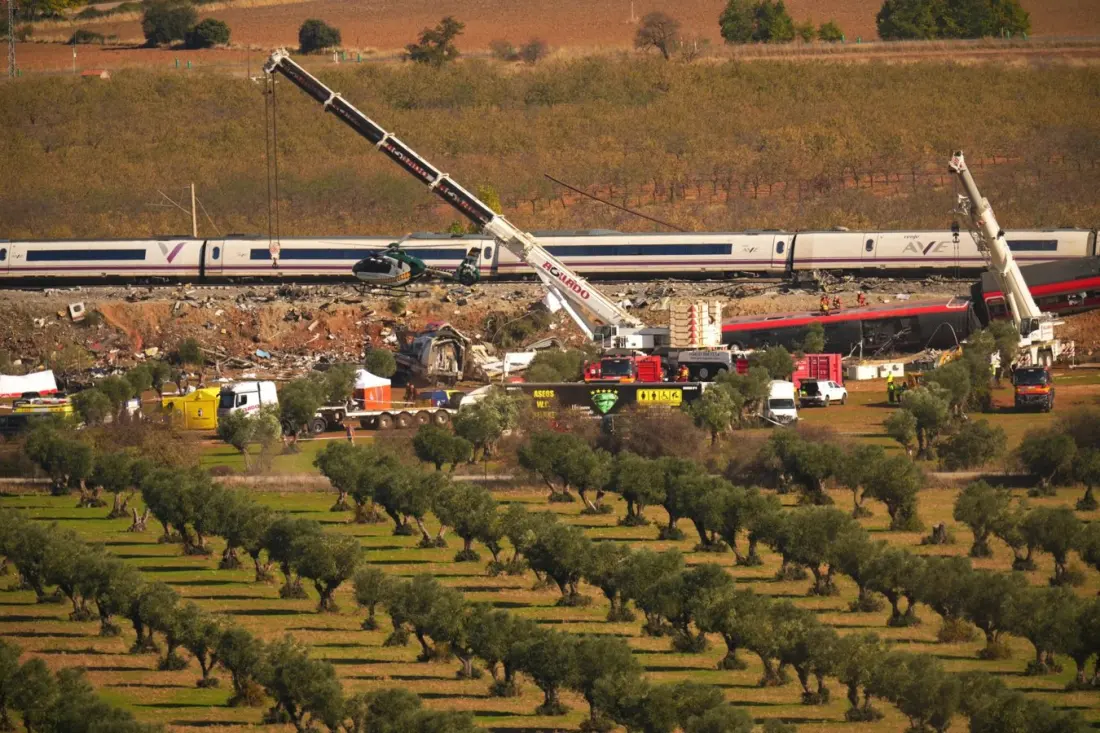 Spain's high-speed rail under the spotlight after deadly Toledo crash kills 69