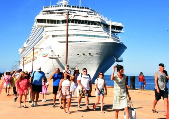 Sixteen Thousand Cruise Passengers in One Day: Dominican Republic Sets a New Record