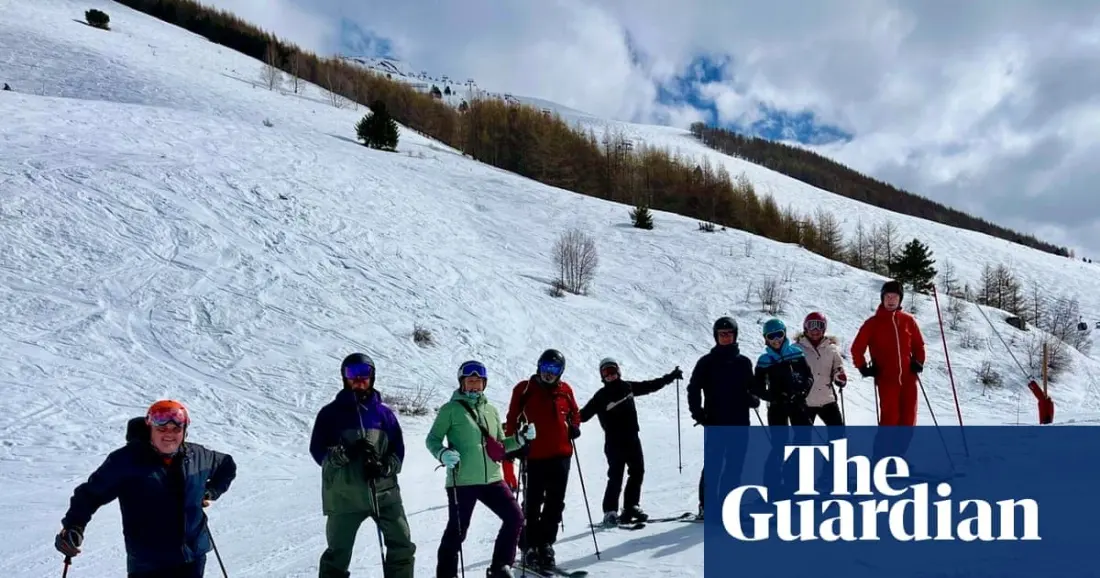 Skiing solo in Les Deux Alpes: what a group chalet week is really like