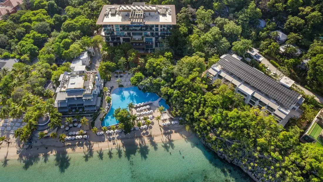 Roatán's Kimpton Grand Opens Bêyabu, a Rooftop Made for Reef Views and Sunset Cocktails