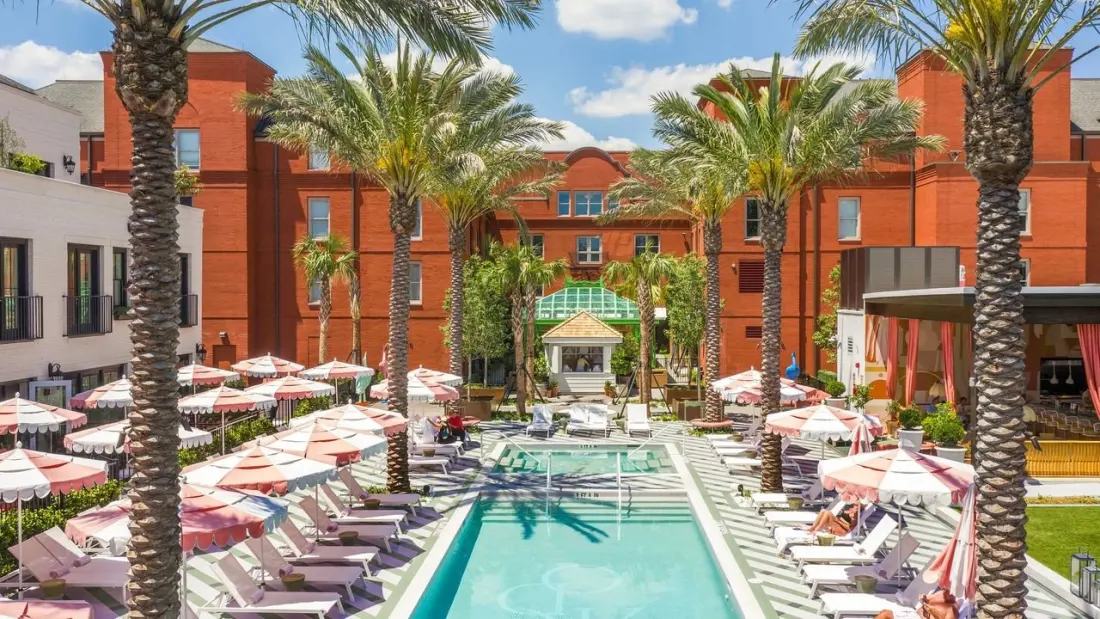 Savannah Might Be America's Most Dog-Friendly City — These Hotels Prove It