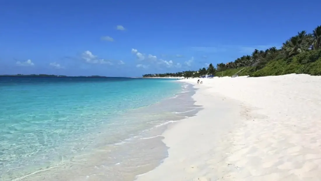 Cabbage Beach Tops the List of the Caribbean's Best Honeymoon Beaches