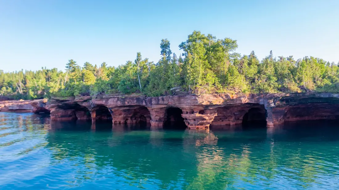 Kayak or Boat? How to See the Apostle Islands Sea Caves in Wisconsin