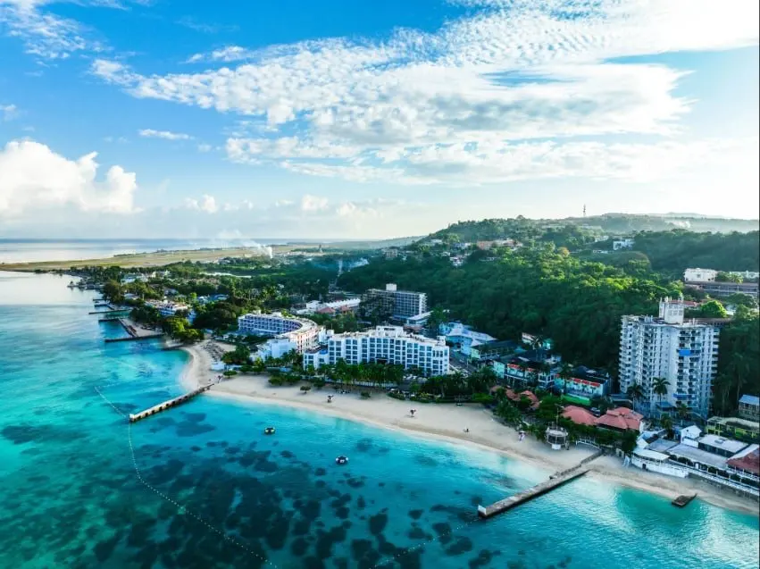 Aeroméxico to launch Mexico's first nonstop flights to Jamaica and the Bahamas