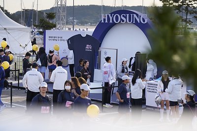 K-pop Meets Recycled Fabric: Inside SMTOWN RUN CLUB 26 in Incheon