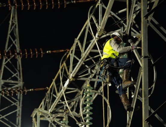 Ecuador's power crisis deepens: cancelled blackouts, angry engineers and a grid on the brink