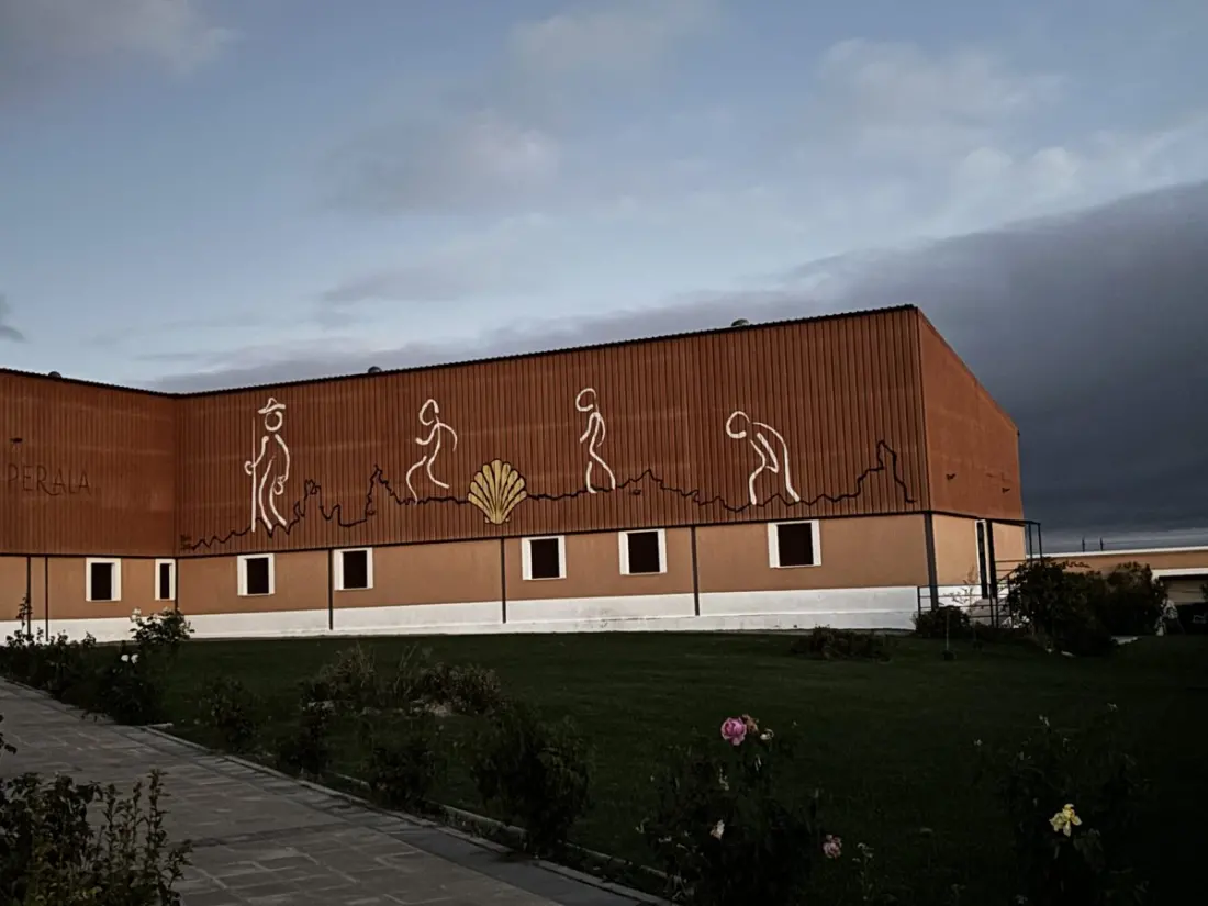 Halfway on the Camino: Bunks for €7, Silent Breakfasts and an Unexpected Sign