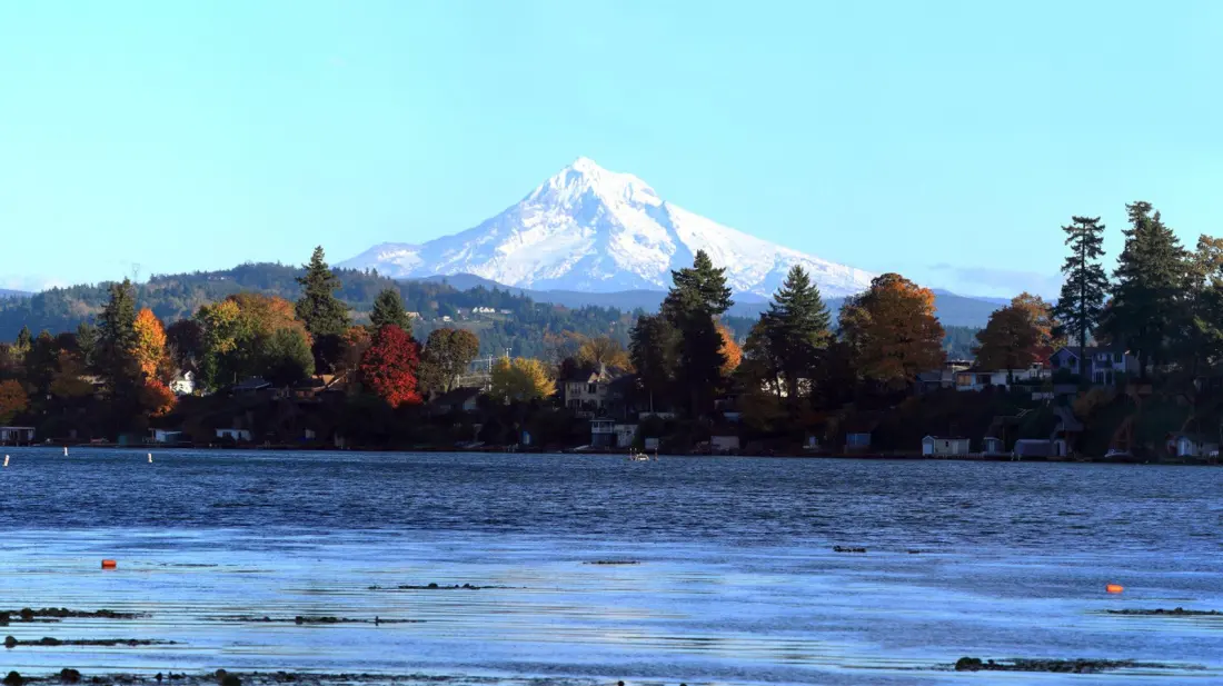 Fairview, Oregon: The Quiet Lakeside Town Under an Hour From Portland