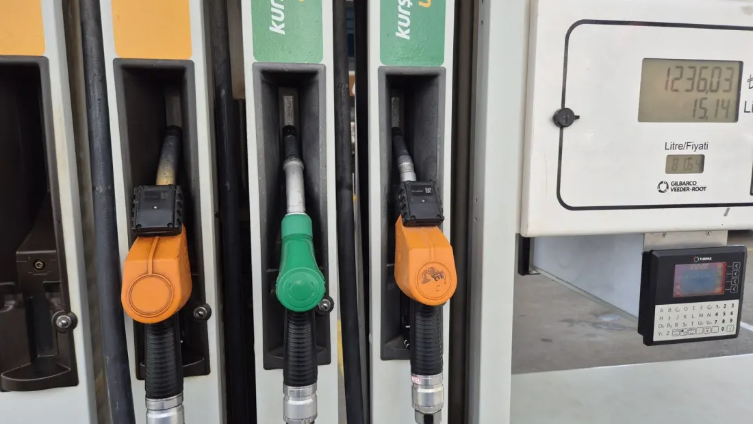 Diesel in Türkiye closes in on TL 100 a litre — what it means for your road trip