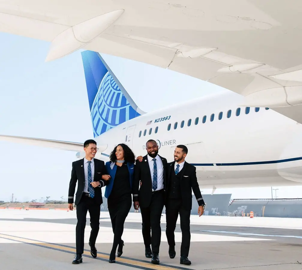 United Tells Crew a Second Passport Can Rule Them Out of Tel Aviv Flights