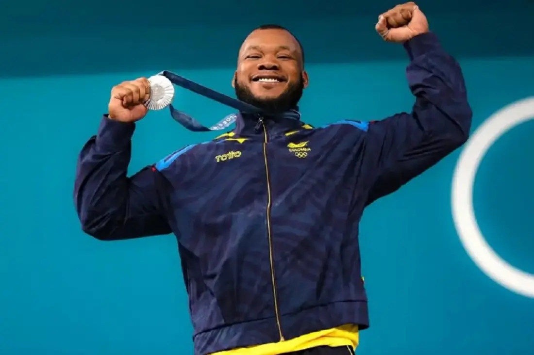 Colombia Sends 12 Lifters to World Weightlifting Championships in Ningbo