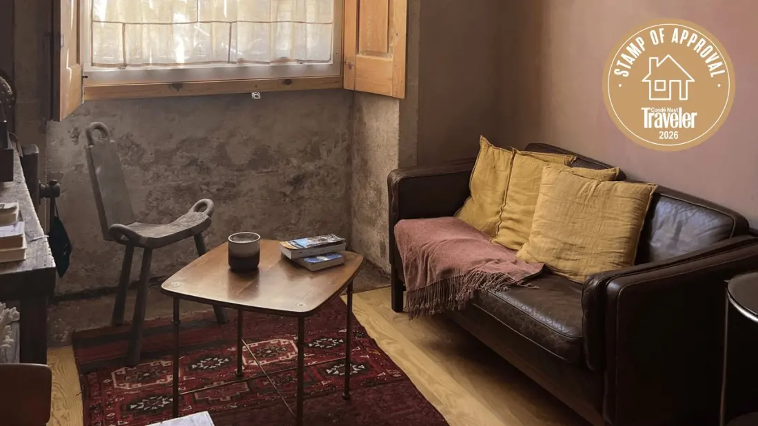 Casa Astória: The Porto Airbnb Where the Architect Lives Upstairs (And the Dog Greets You at the Door)