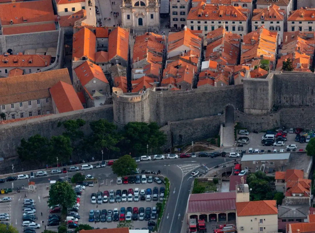 Dubrovnik's Restricted Zone: One Tourist's €3,000 Parking Bill a Year Later